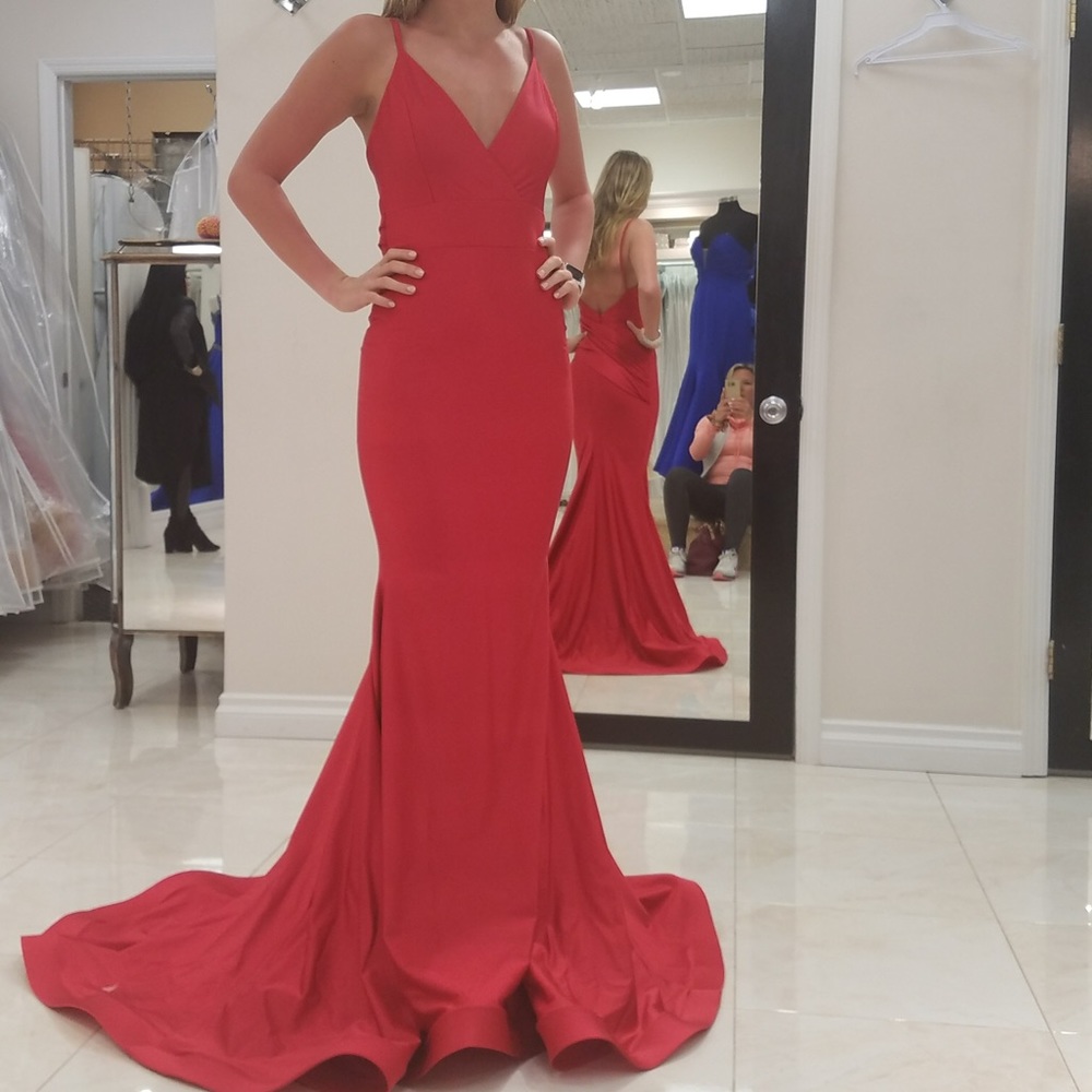 Brand new never worn Jessica angel collection gown